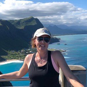 Meet your Posher, Laurian